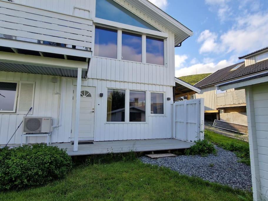 Leilighet I Tromso Kvaloysletta Exterior photo